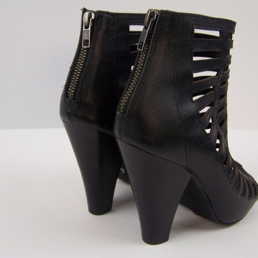Steve Madden Women's Alexxia Shoes Pump Size 6.5M - Picture 3 of 7